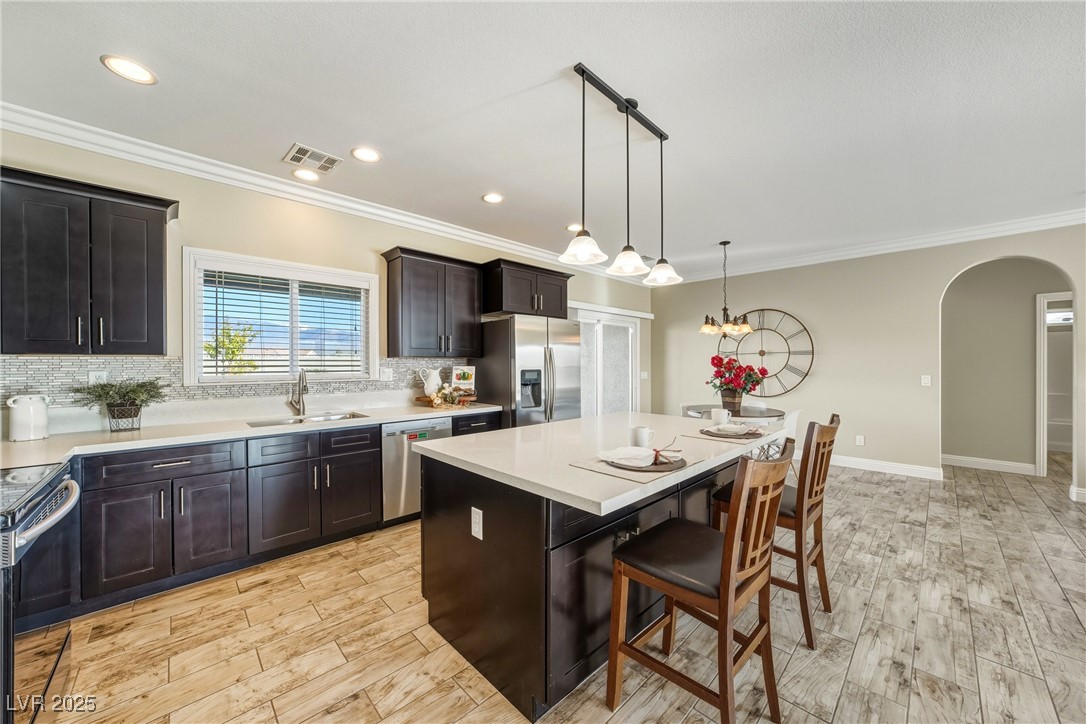 6981 Queenswood Court