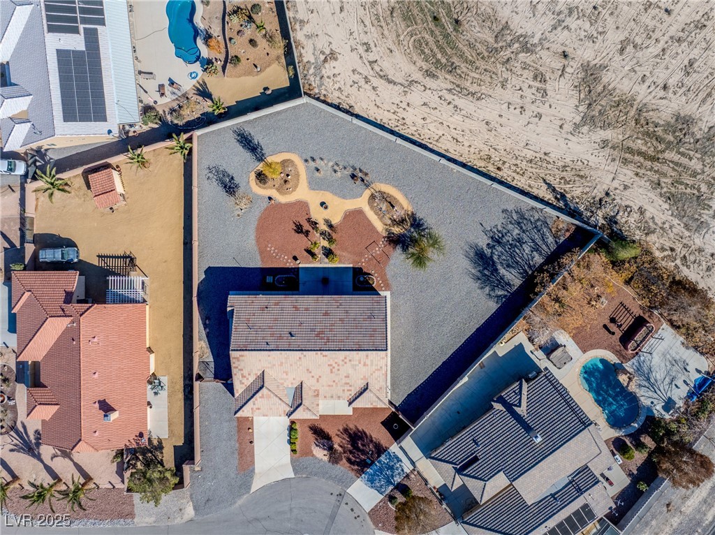 6981 Queenswood Court