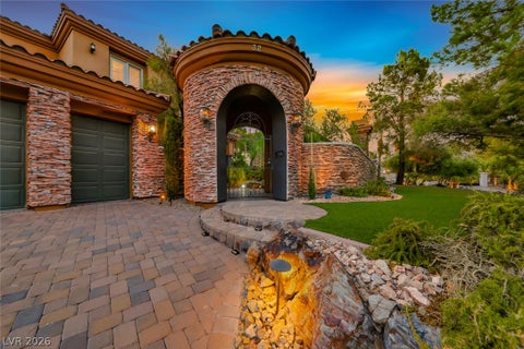 Tiny photo for 32 Via Siena Place, Henderson, NV 89011 (MLS # 2795675)