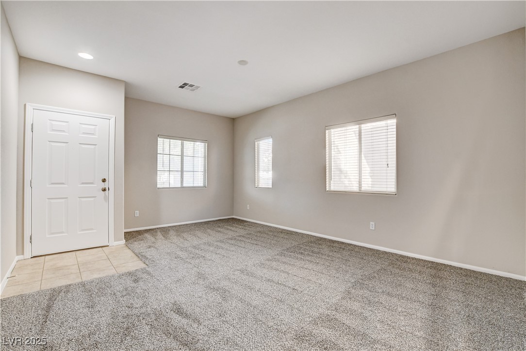 6024 Peacock Pine Street