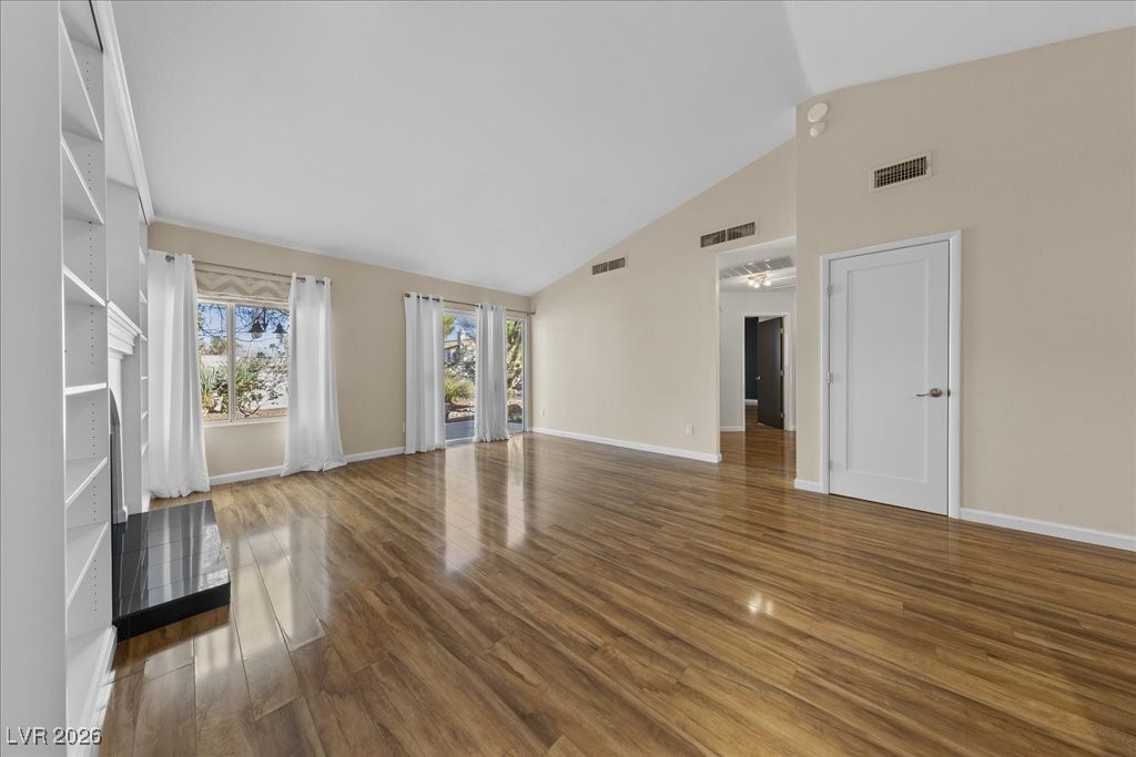 1650 Desert Ridge Avenue