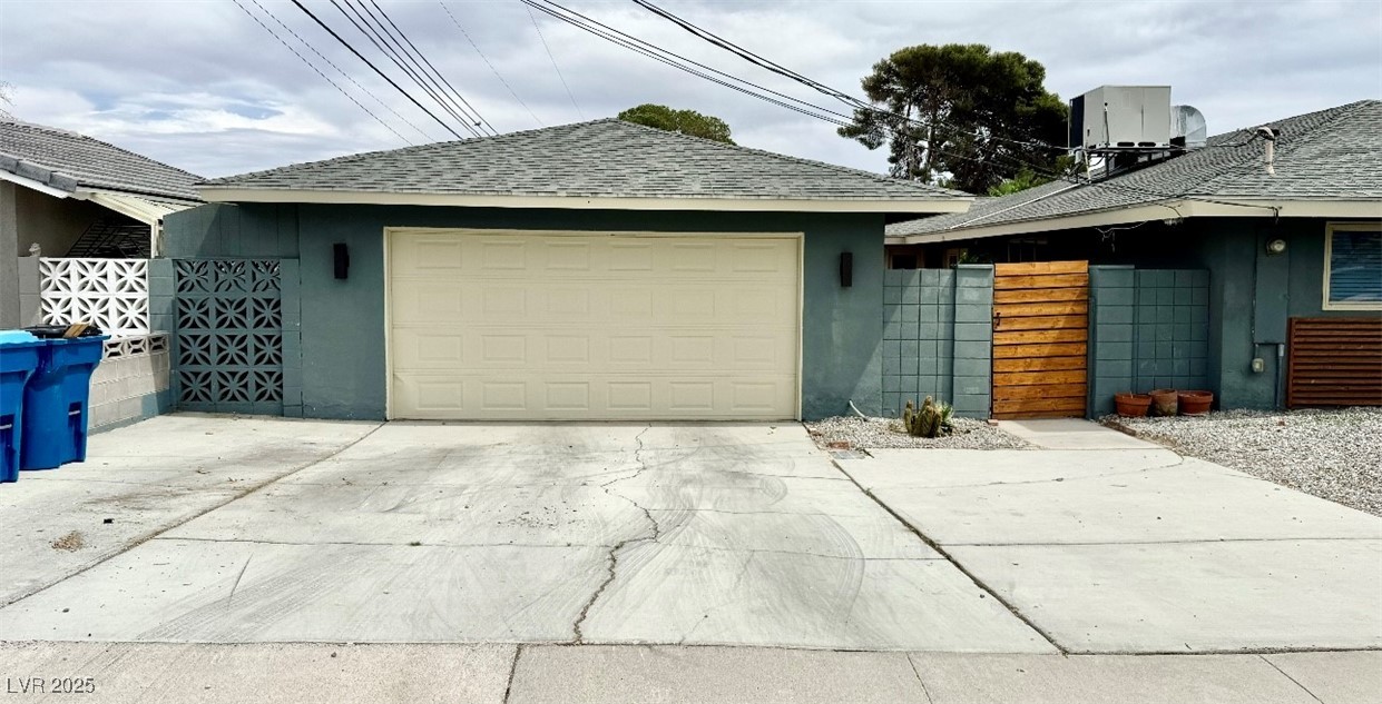 Las Vegas, Nevada 89104, United States, 4 Bedrooms Bedrooms, ,2 BathroomsBathrooms,Residential,Active,108527