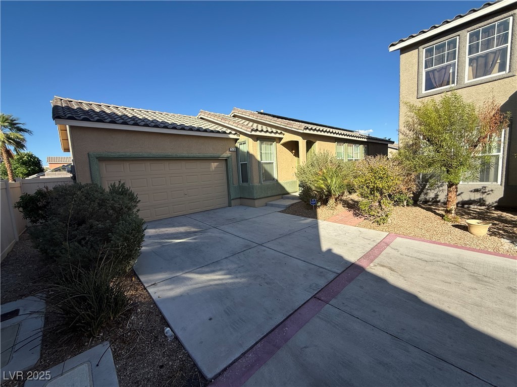 2520 Bottle Palm Court