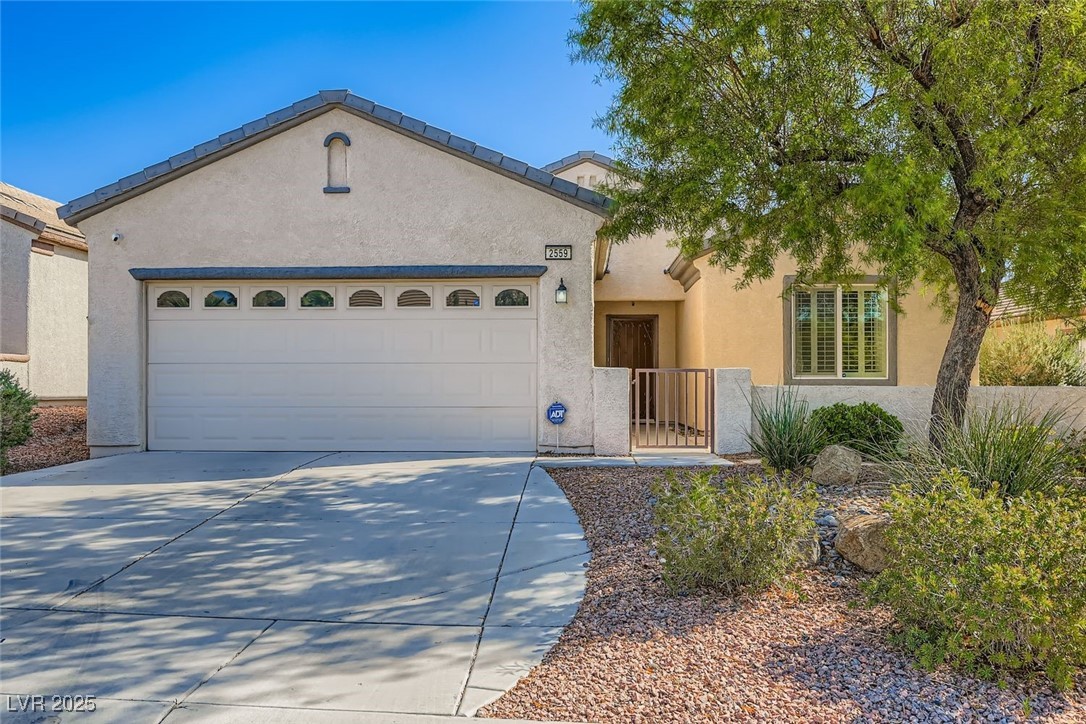 2559 Moonlight Valley Avenue