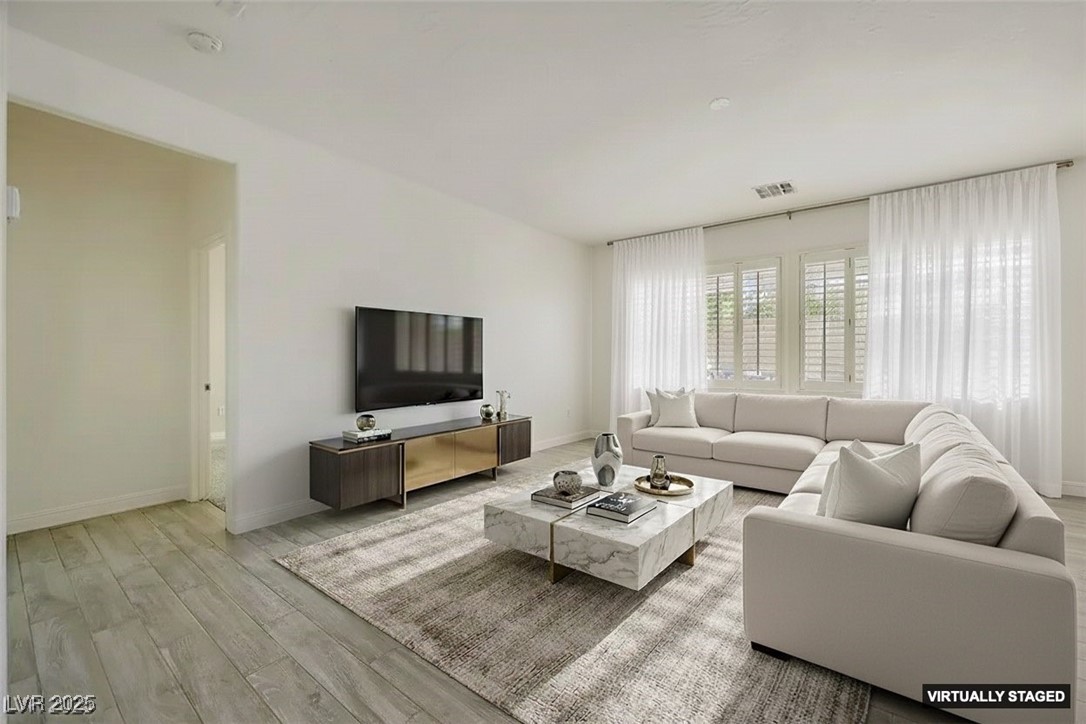 2559 Moonlight Valley Avenue