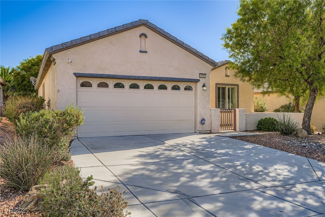 2559 Moonlight Valley Avenue