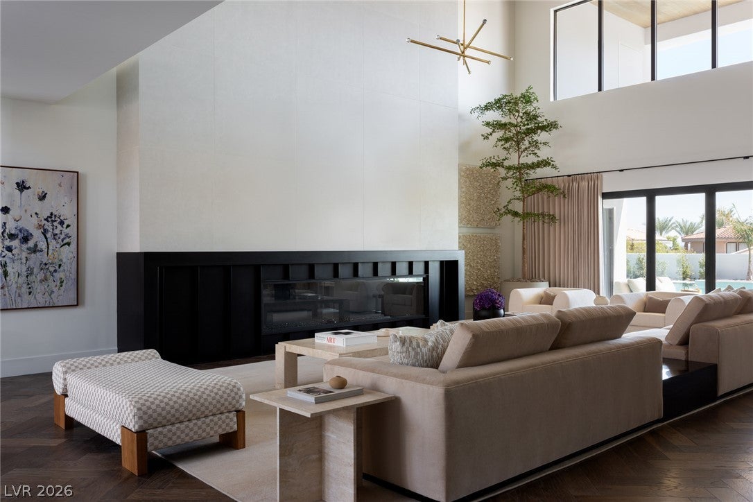 5086 Scenic Ridge Drive