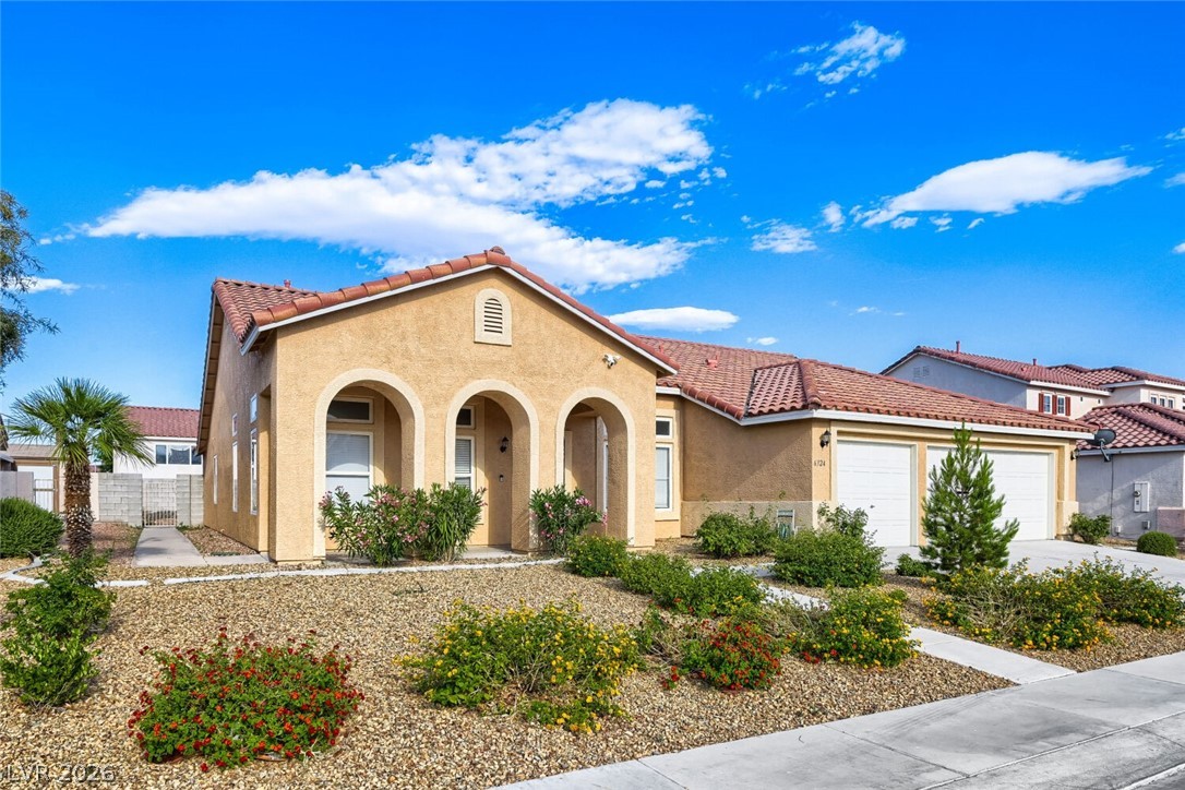 Properties 1 6324 Black Oaks Street