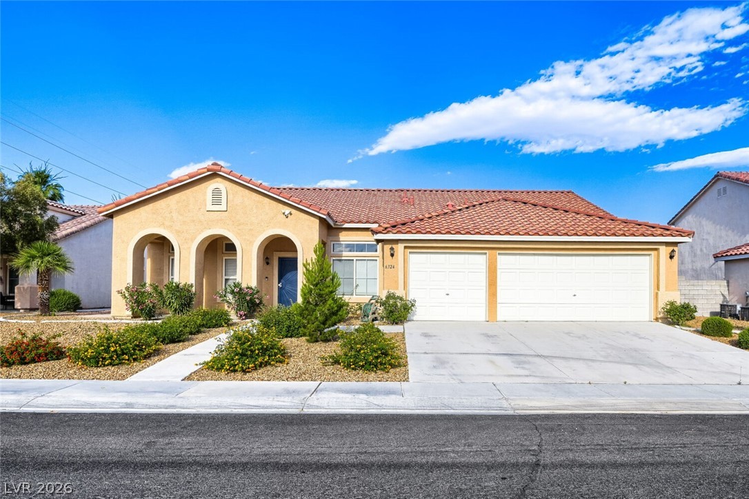 Properties 2 6324 Black Oaks Street