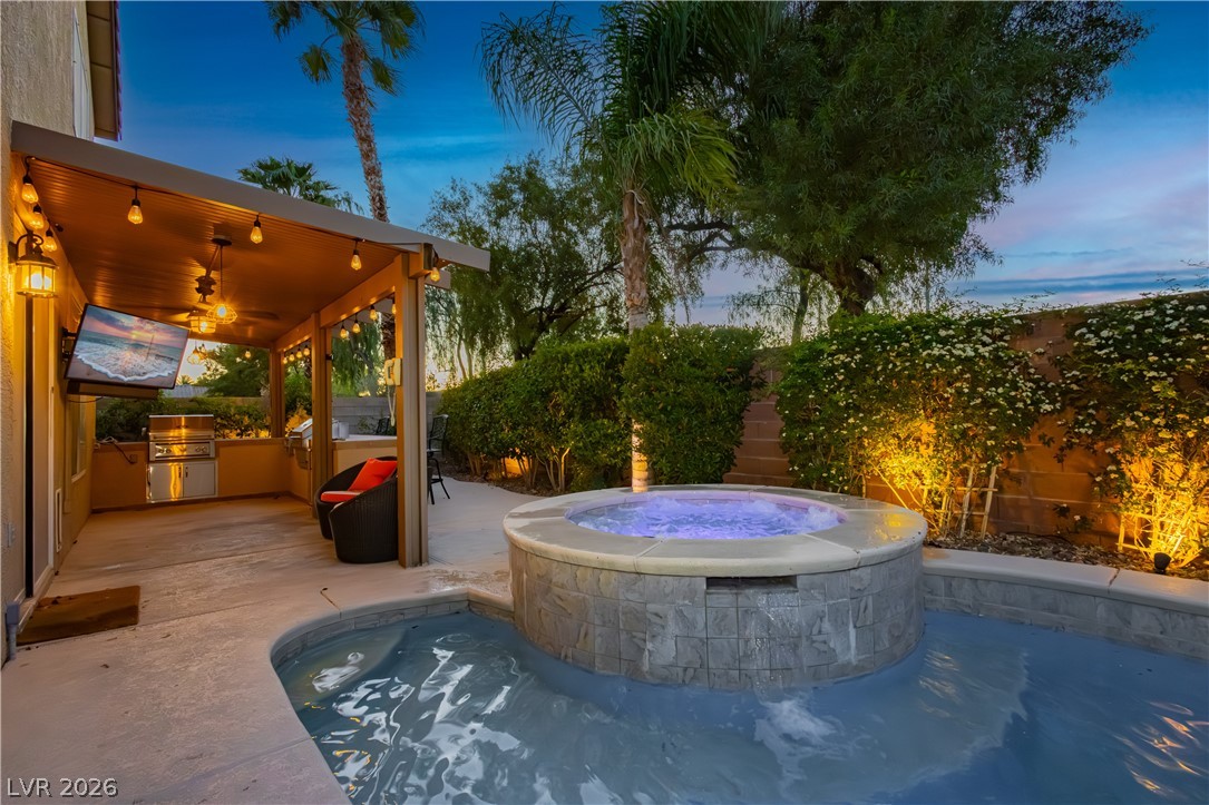980 Upper Meadows Place