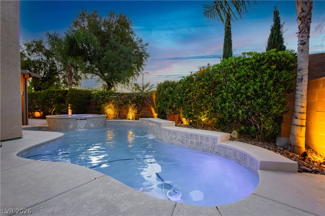 980 Upper Meadows Place