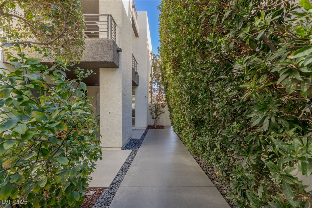 2672 Mystere Court