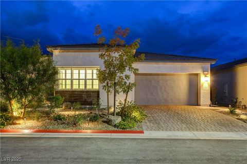 9021 Skye Treeline Street Las Vegas NV 89166