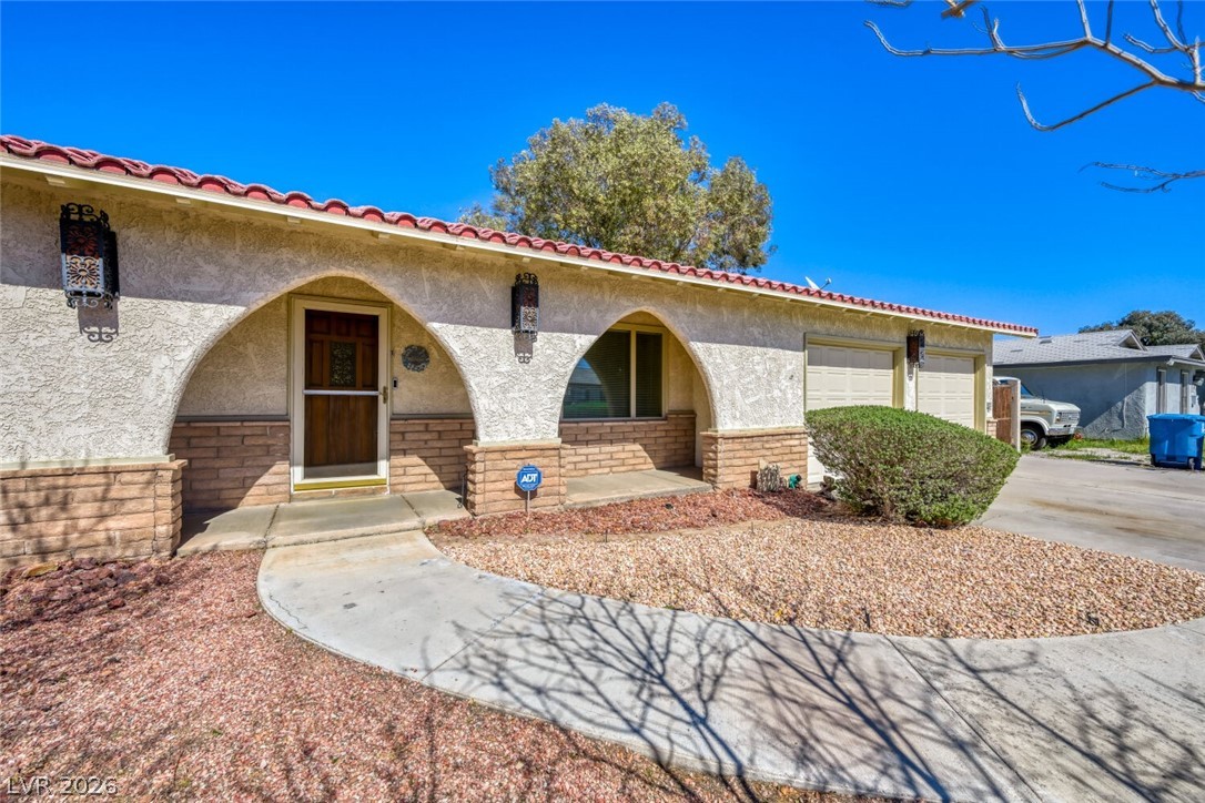 4324 E Saint Louis Avenue