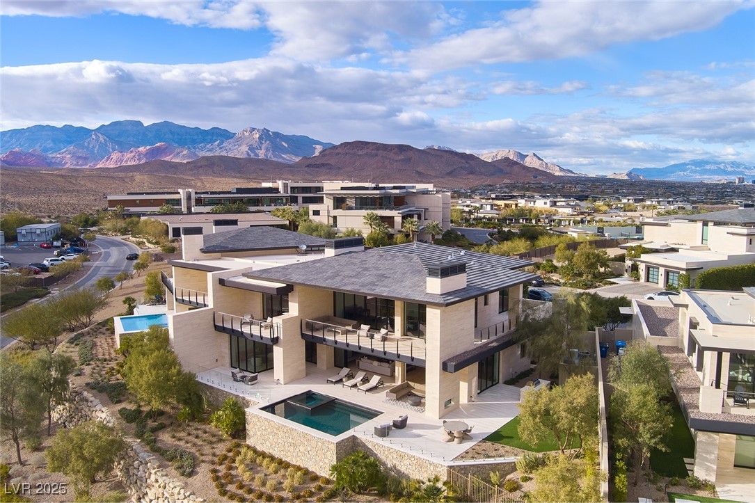 Properties 2 4929 Summit Overlook Drive