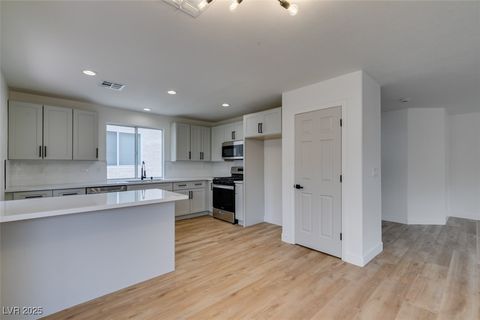 9855 Ashton Pines Court Las Vegas NV 89147