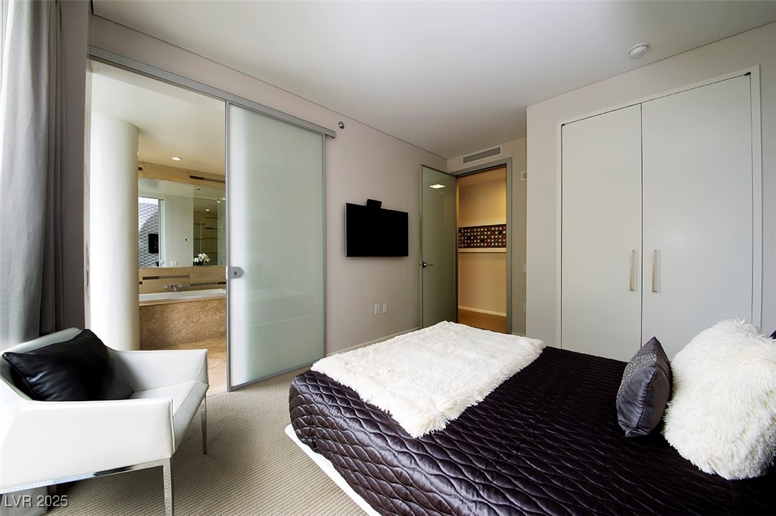 3722 Las Vegas Boulevard 2906