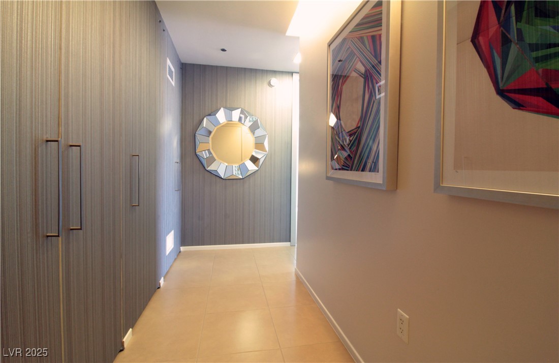 3722 Las Vegas Boulevard 2906