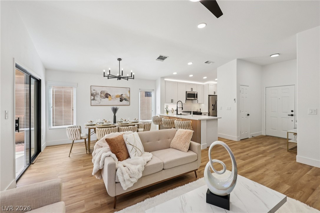 466 Edgefield Ridge Place