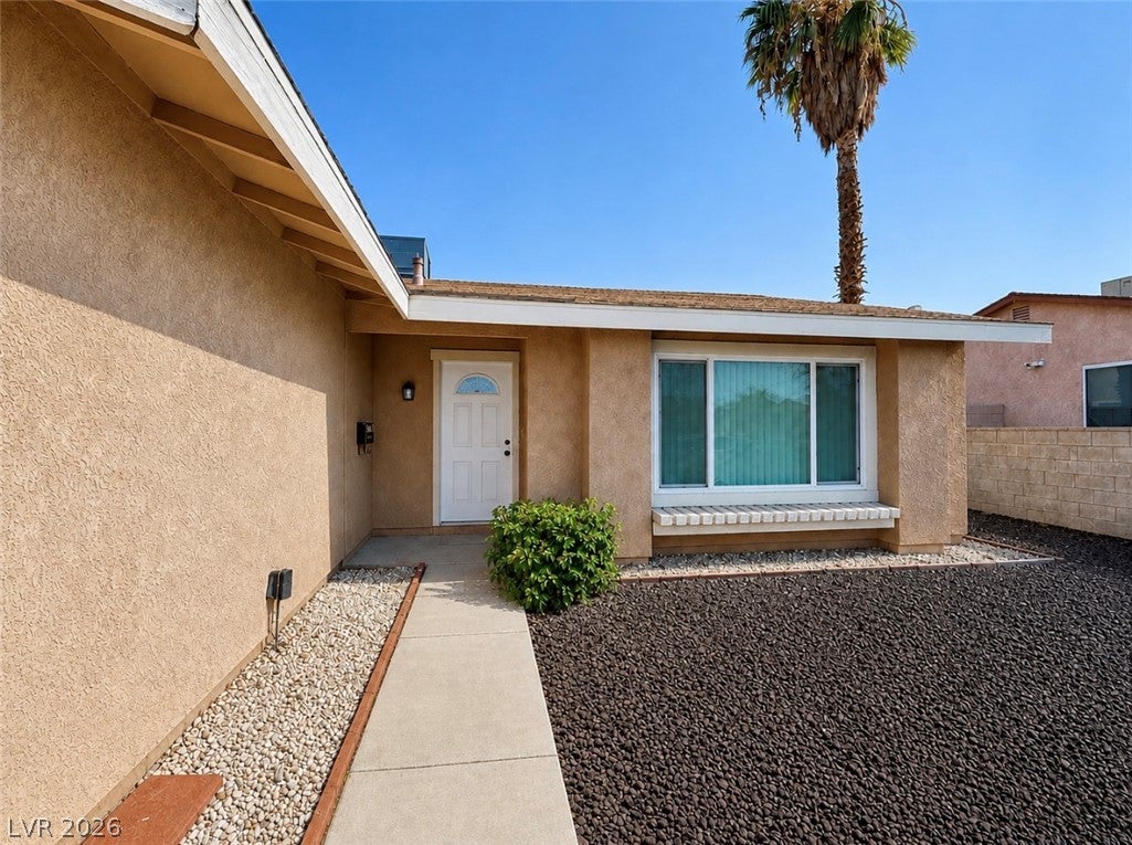 7121 Pleasant View Avenue