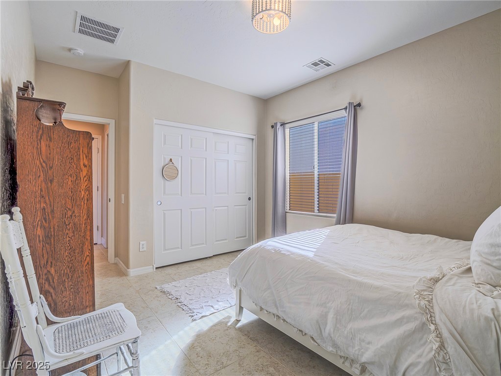 Henderson, Nevada 89044, United States, 4 Bedrooms Bedrooms, ,4 BathroomsBathrooms,Residential,Active,250100