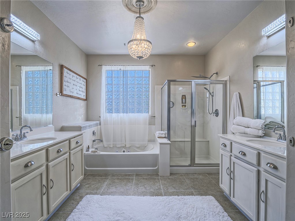 Henderson, Nevada 89044, United States, 4 Bedrooms Bedrooms, ,4 BathroomsBathrooms,Residential,Active,250100