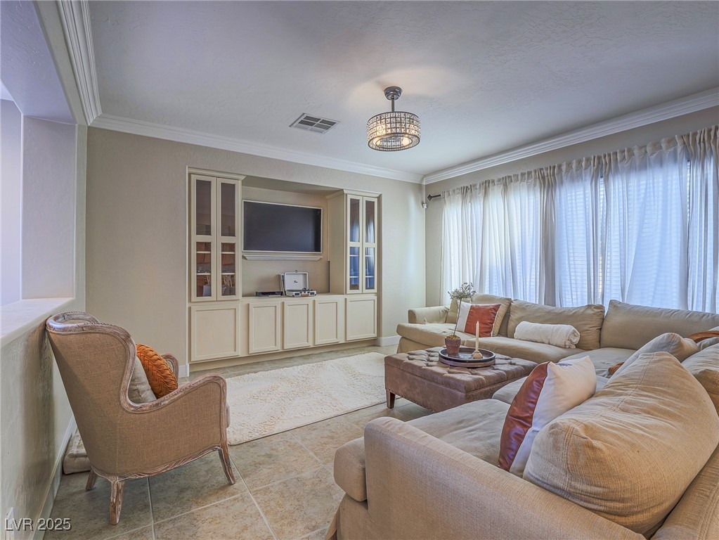 Henderson, Nevada 89044, United States, 4 Bedrooms Bedrooms, ,4 BathroomsBathrooms,Residential,Active,250100