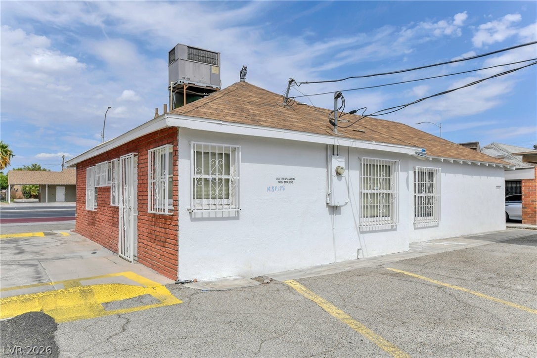 1601 S MARYLAND