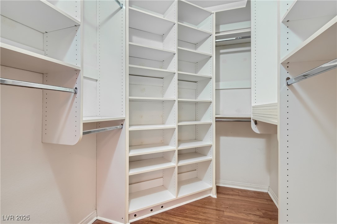 Las Vegas, Nevada 89145, United States, 2 Bedrooms Bedrooms, ,2 BathroomsBathrooms,Residential,Active,93837