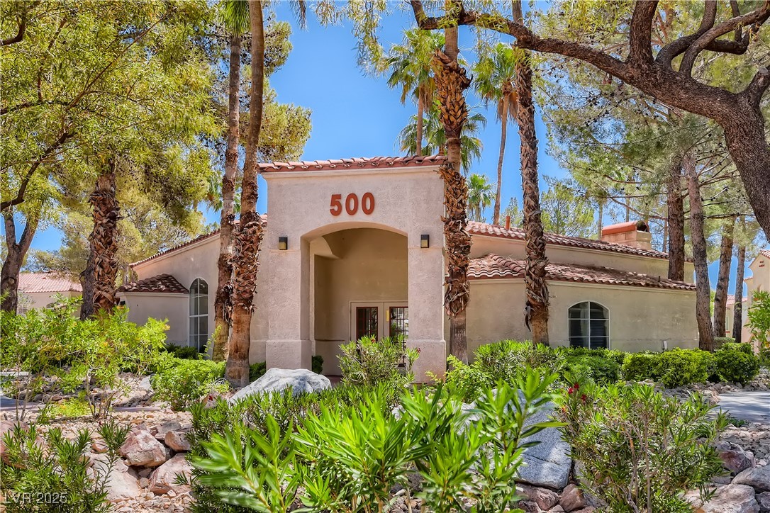 Las Vegas, Nevada 89145, United States, 2 Bedrooms Bedrooms, ,2 BathroomsBathrooms,Residential,Active,93837