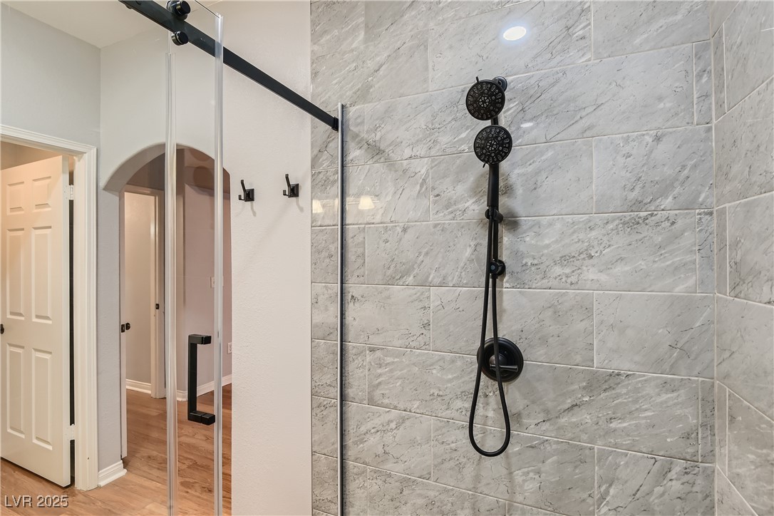 Las Vegas, Nevada 89145, United States, 2 Bedrooms Bedrooms, ,2 BathroomsBathrooms,Residential,Active,93837