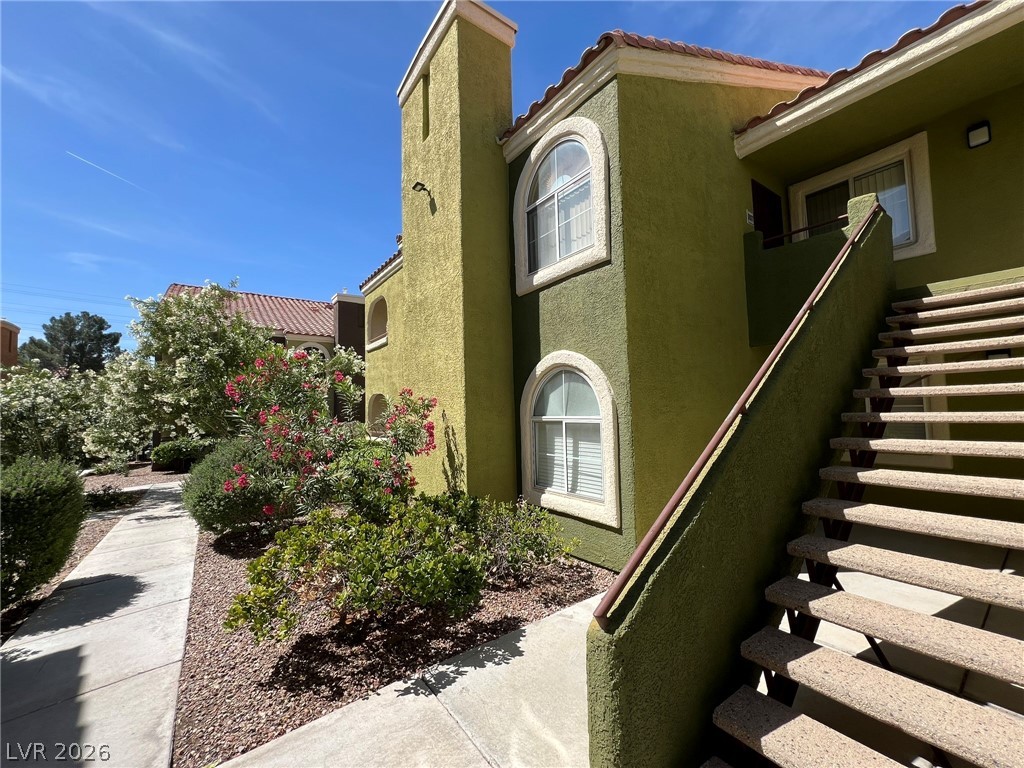7950 W Flamingo Road 2027