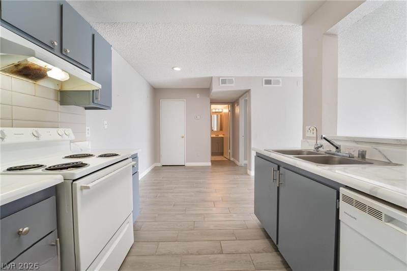 221 Mission Catalina Lane 102