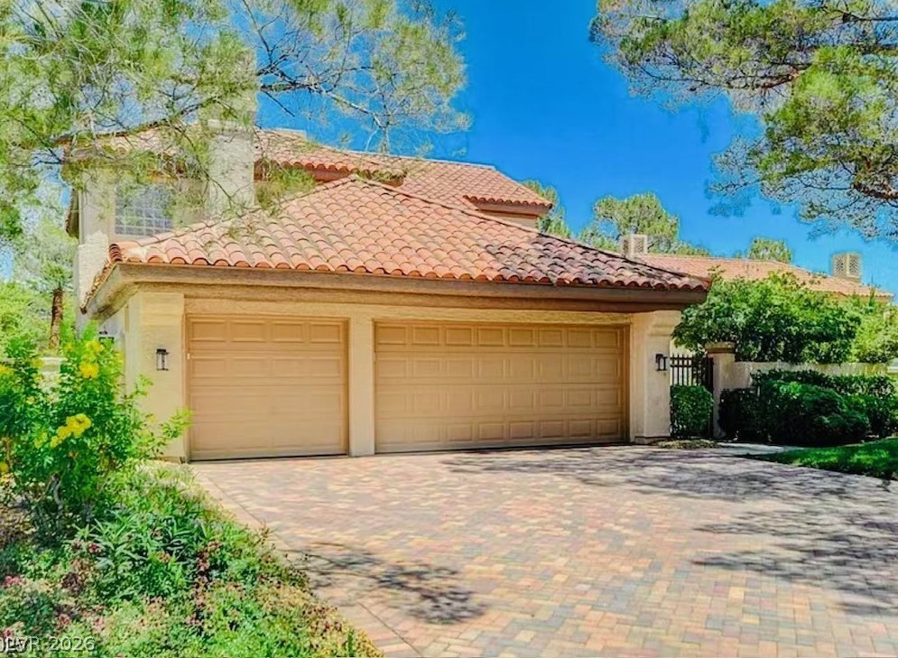 7988 Pinnacle Peak Avenue