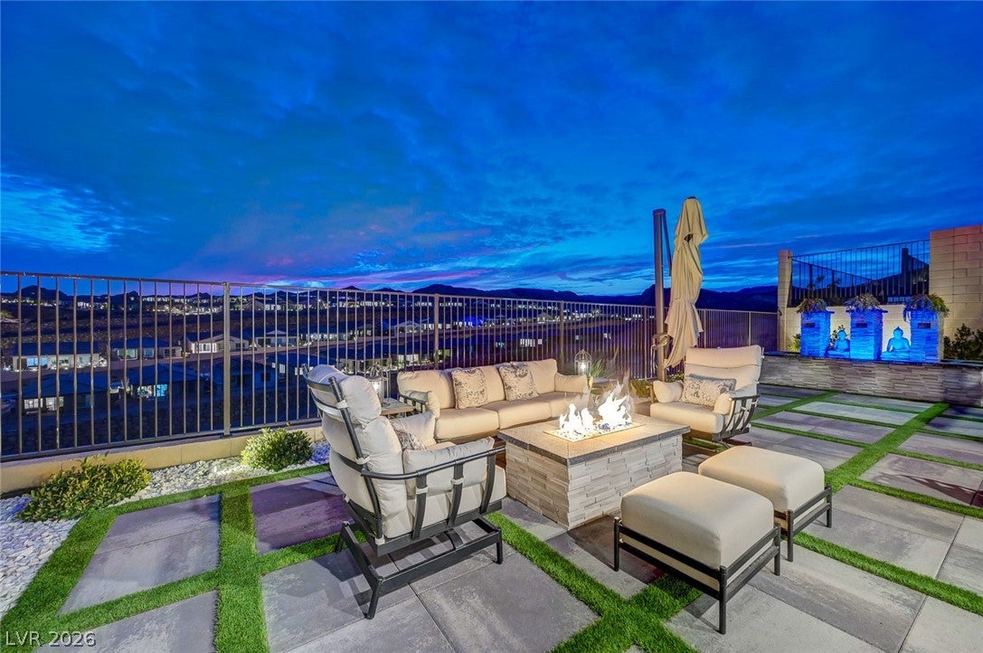 251 Piazzetta Place