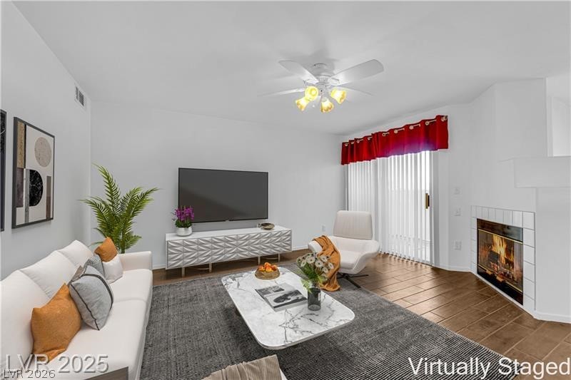 698 S Racetrack Road 1411