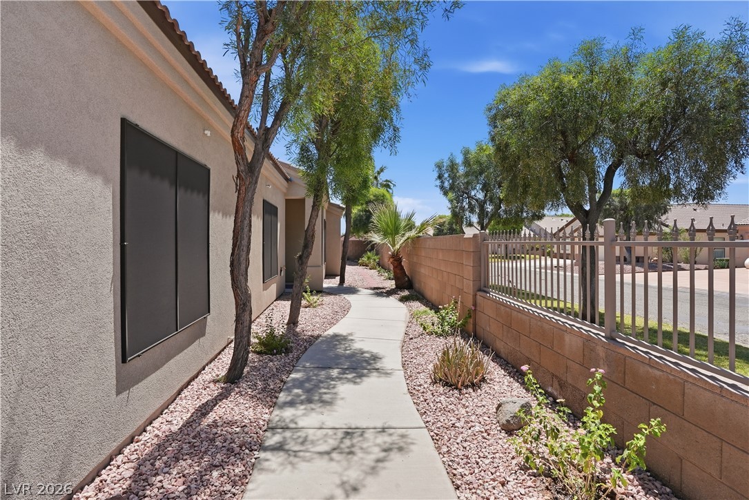 1427 Palm Drive