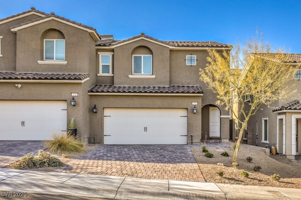 374 Yellow Finch Lane, Henderson, Nevada image 1