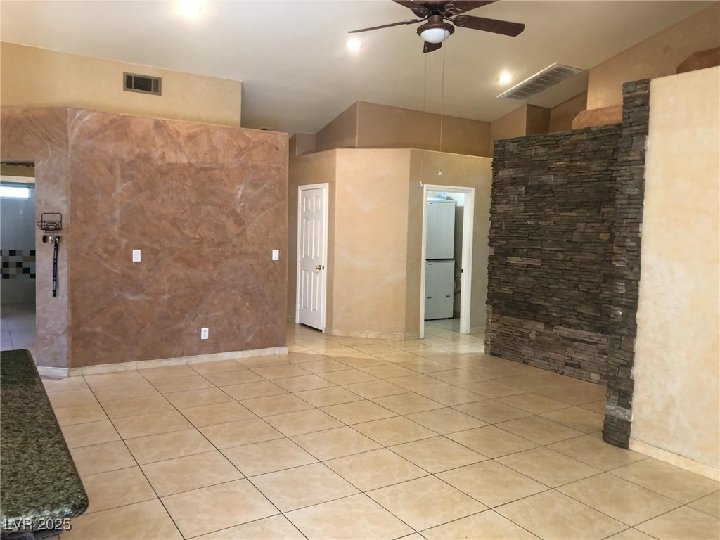 7613 Falconwing Avenue, Las Vegas, Nevada image 4