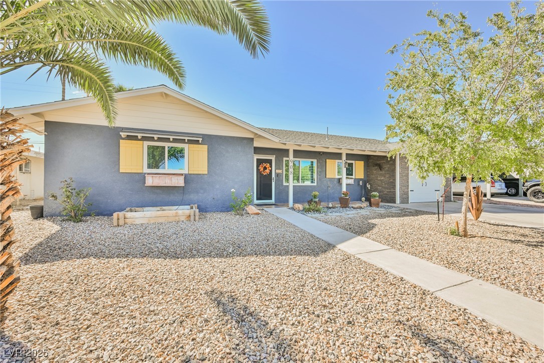 908 Bonita Avenue