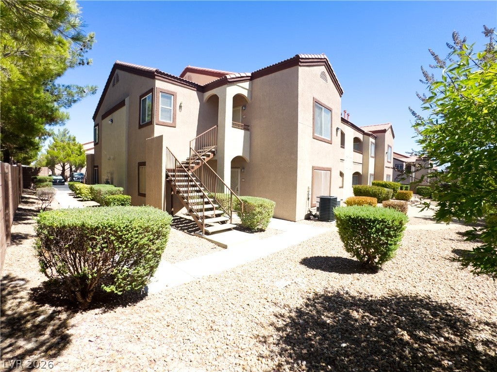 9580 W Reno Avenue 242