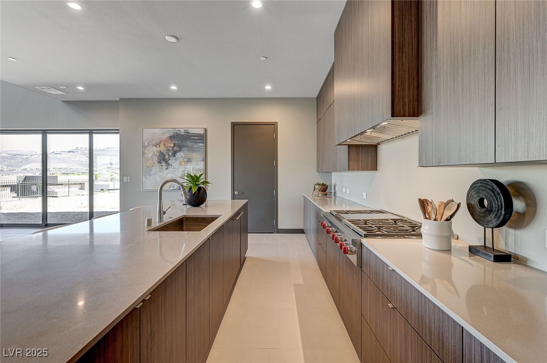 1469 Dragon Stone Place, Henderson, Nevada image 11