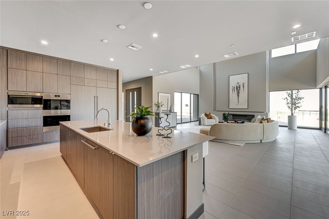 1469 Dragon Stone Place, Henderson, Nevada image 10