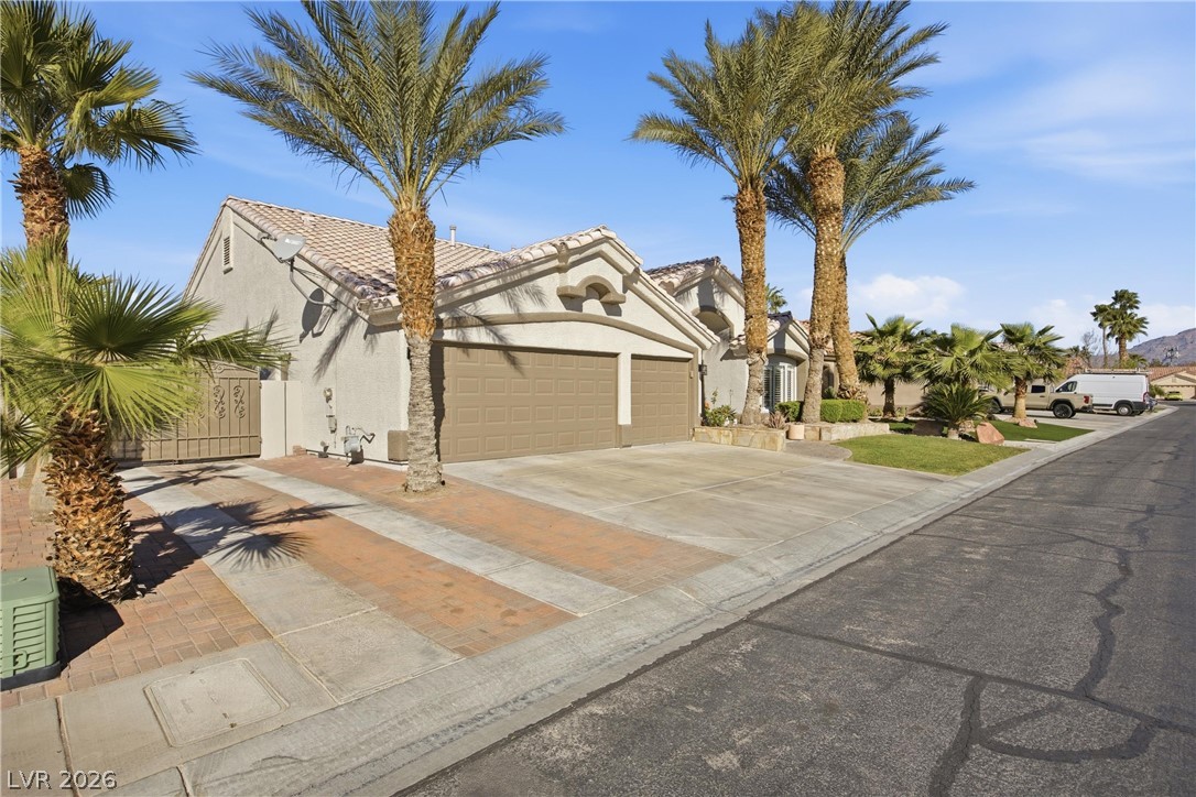 6109 Ocho Rios Street