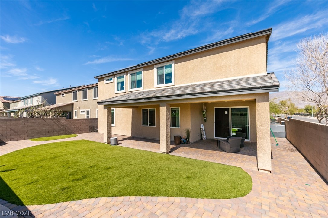 4049 Fossatello Avenue