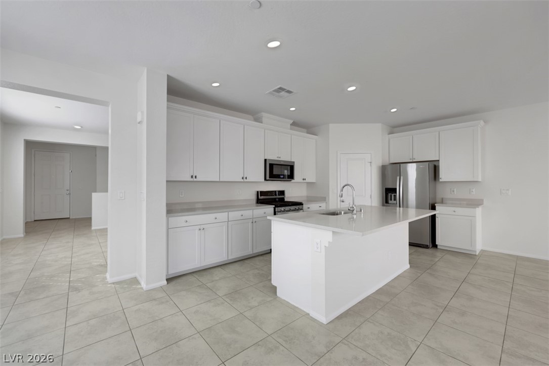 2720 Alta Vista Street