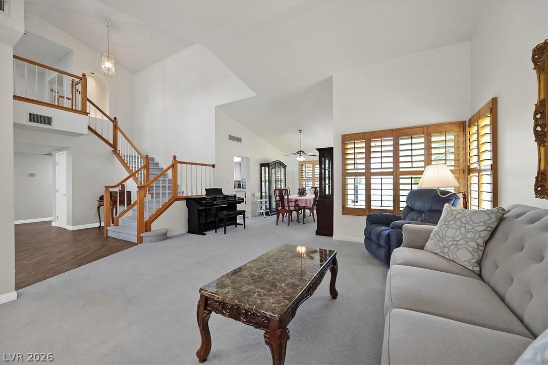 1016 Grey Hollow Avenue