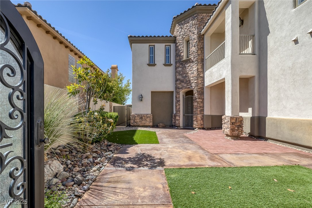 11503 Glowing Sunset Lane