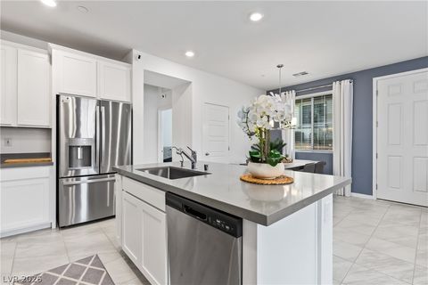 Condo For Rent - 965 Nevada State Drive #4101<br/> Henderson, NV 89002