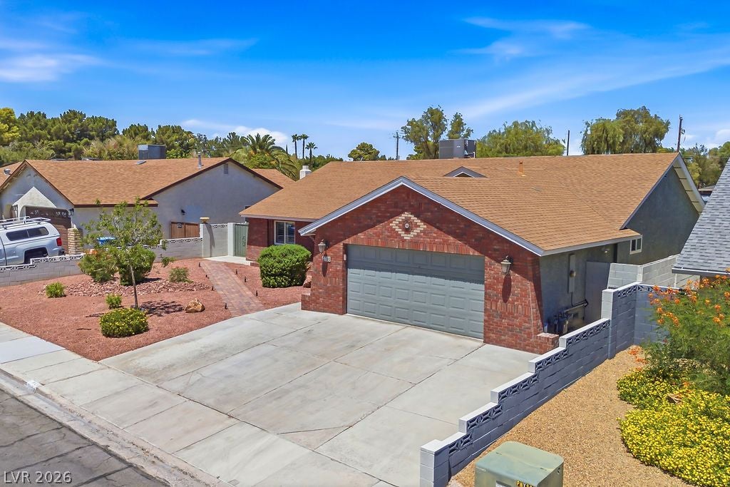 3700 Briarglen Lane